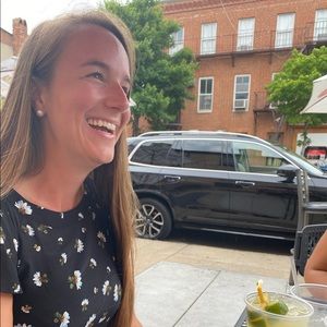 Meet your Posher, Natalie